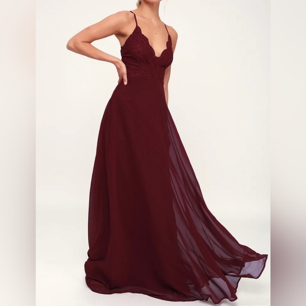 NWT Lulu's Madalyn Burgundy Lace Maxi Dress - L